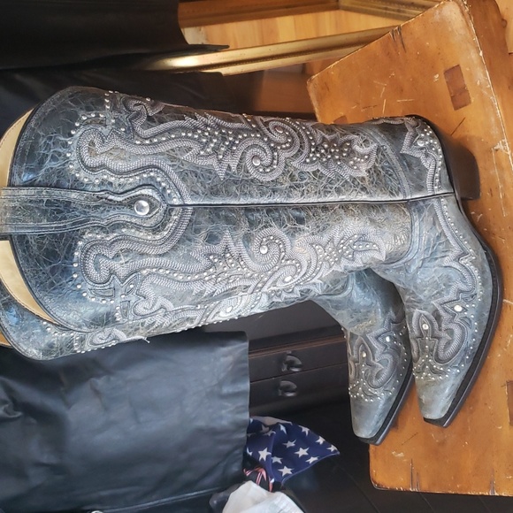 Ladies Corral Boots - Picture 2 of 6